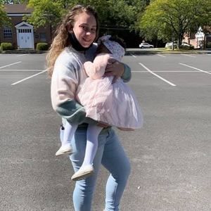 Meet your Posher, Jewelyana